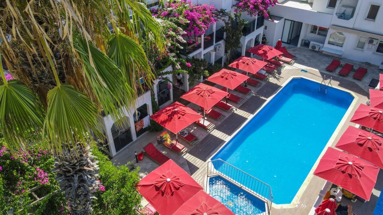 The Hello Hotel Gümbet Buitenkant foto