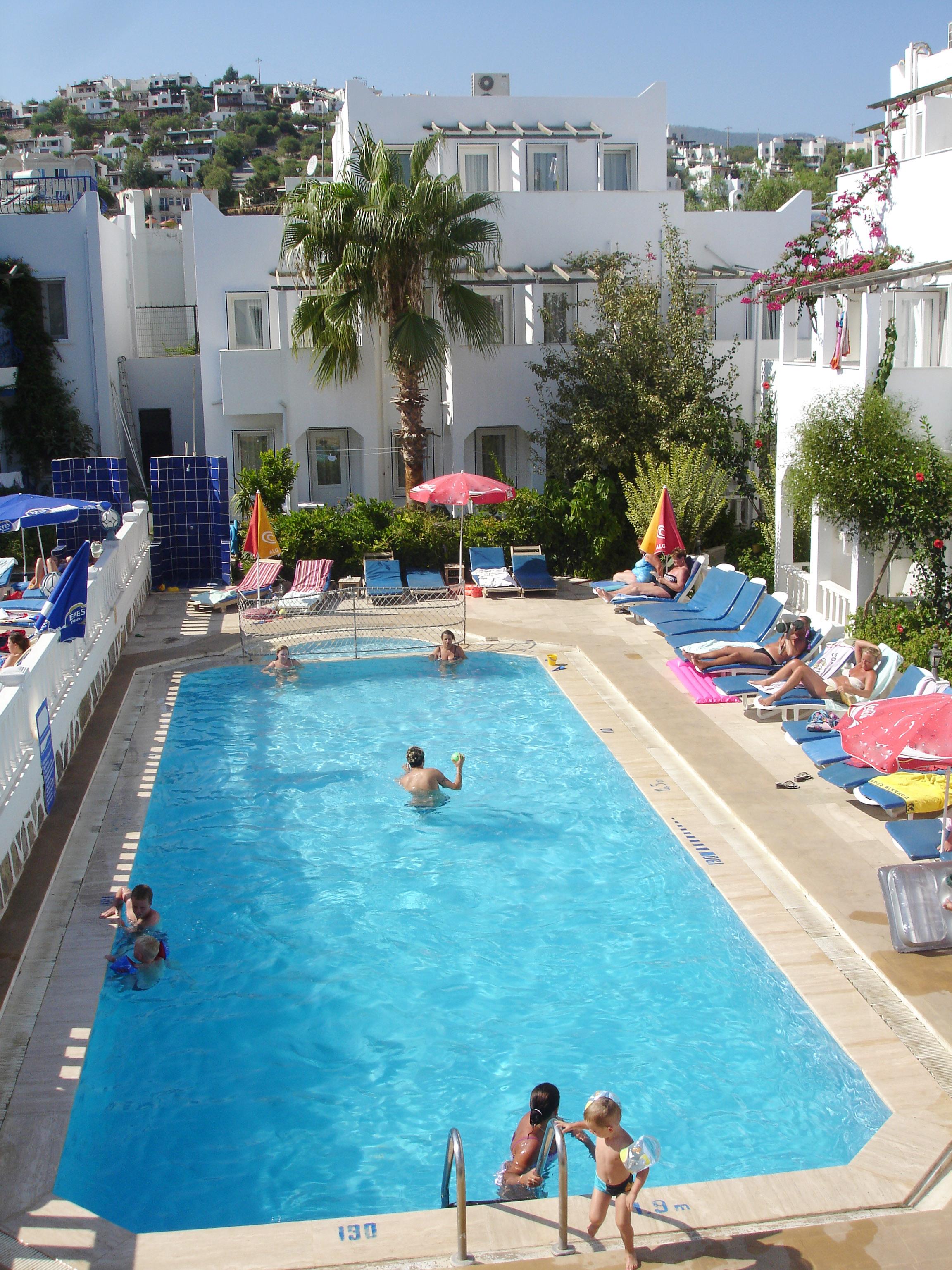 The Hello Hotel Gümbet Buitenkant foto